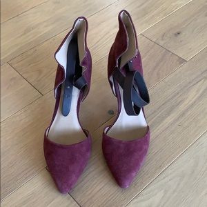 Joe’s suede maroon heels-size 9.5